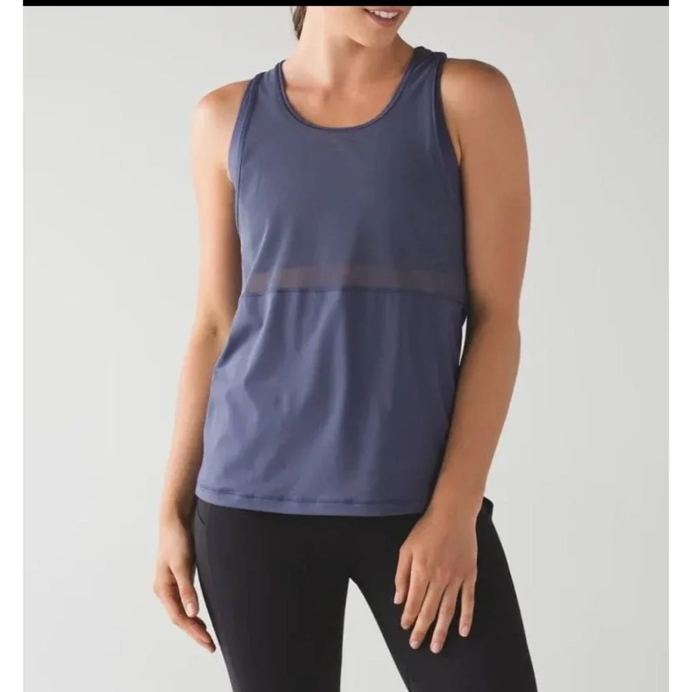 Lululemon Athletica fast as light 2 in 1 Size 8 Blue Racerback Tank Athletic